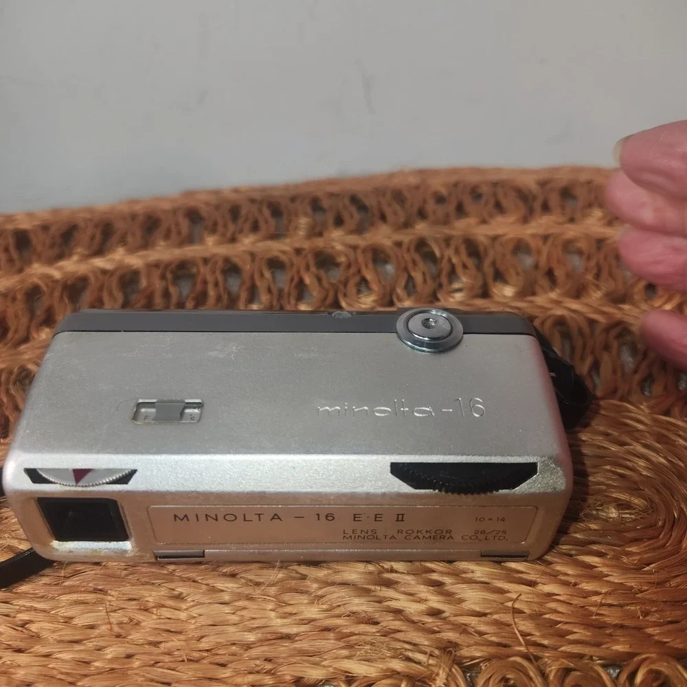 Vintage Minolta-16 Subminiature 16mm Film Camera Compact Spy Camera Shutter Work